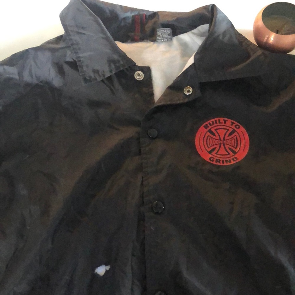 Cool retro independent skate jacket